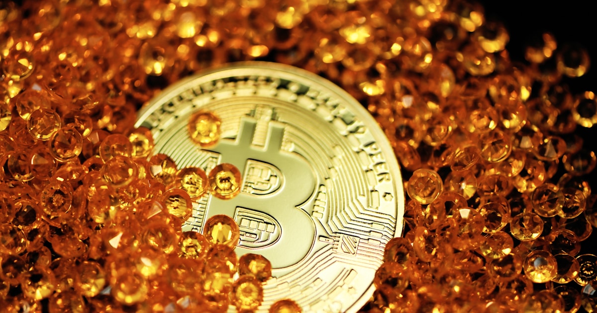 Investasi Emas vs Investasi Lain: Mana yang Lebih Menguntungkan?