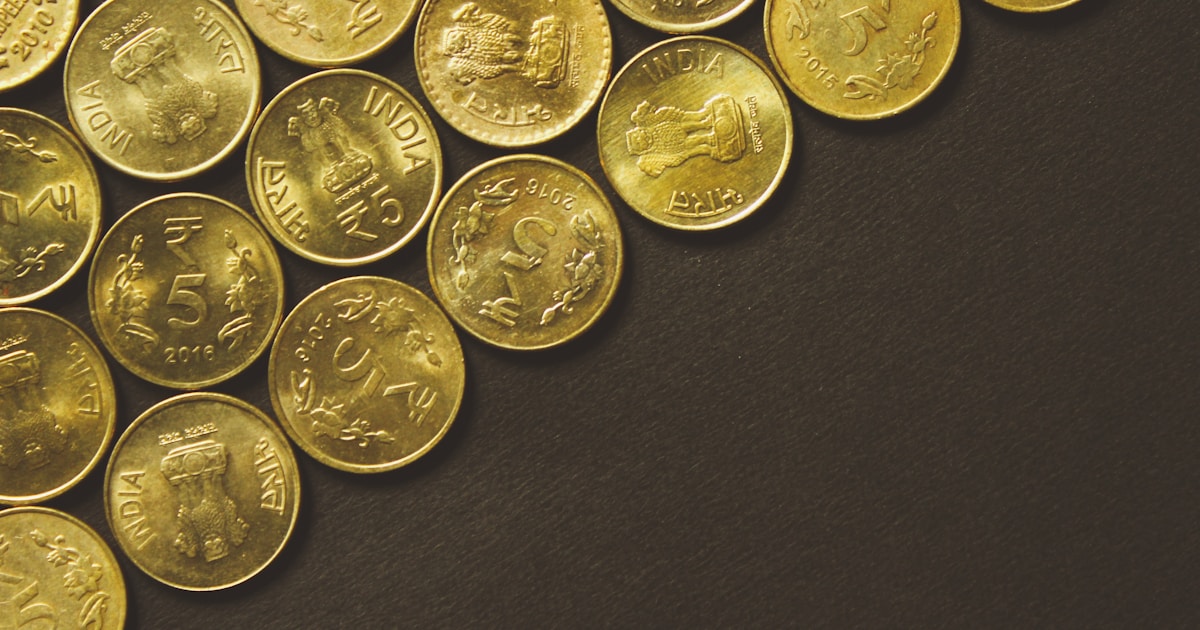 Investasi Emas vs Investasi Lain: Mana yang Lebih Menguntungkan?