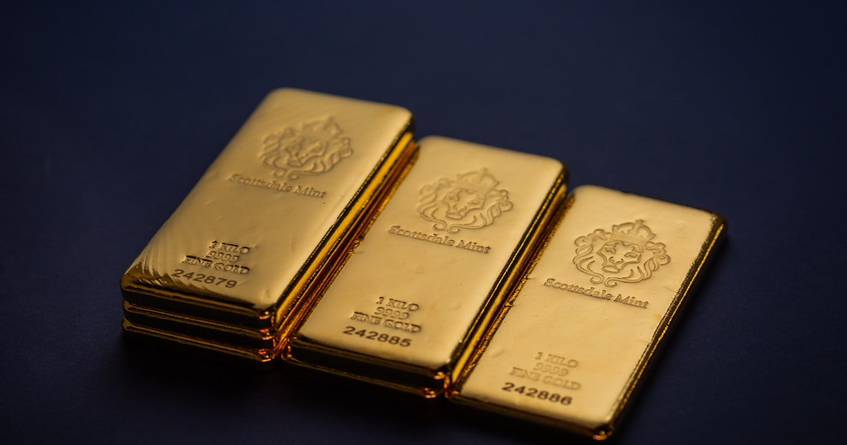 Tips Investasi Emas untuk Pemula - Panduan Lengkap 2026